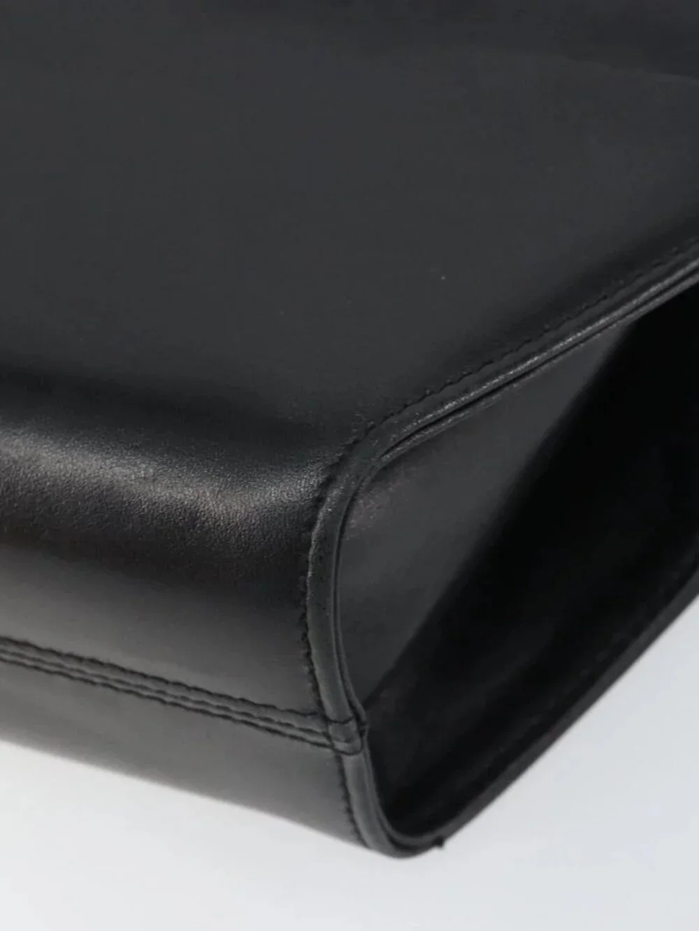 Salvatore Ferragamo Shoulder Bag Leather Black Gold Auth BA9556